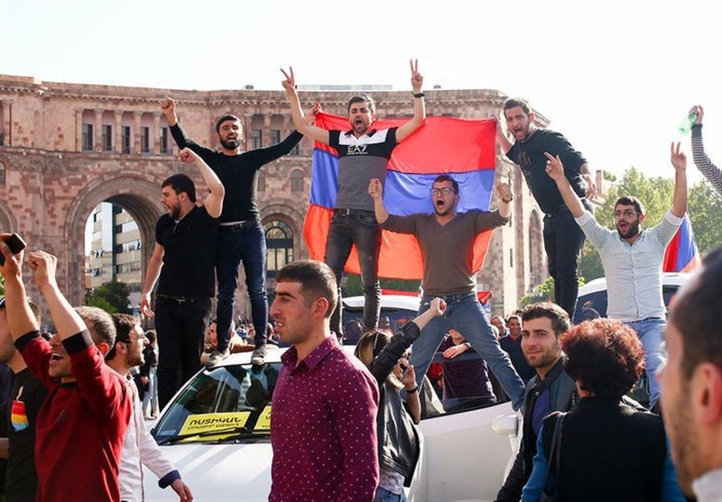 آیا انقلاب ارمنستان این کشور را از روسیه دور خواهد کرد؟