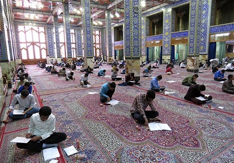 ساری| آزمون ورودی حوزه‌های علمیه مازندران برگزار شد