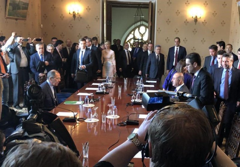 وزیر خارجه ترکیه با لاوروف دیدار کرد