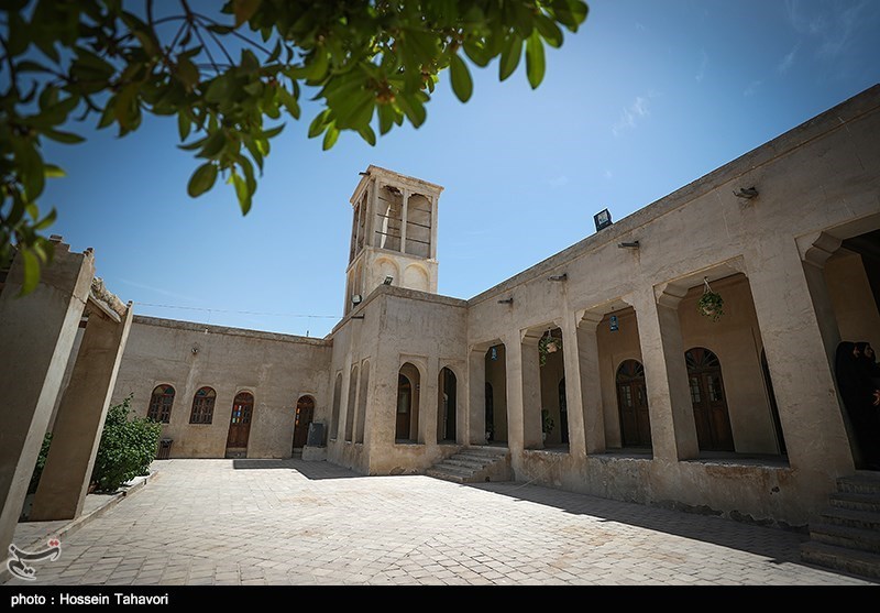 The Historic Fekri House: A Hot Tourist Attraction in Iran&apos;s Bandar Lengeh