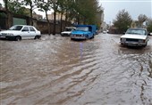 آذربایجان شرقی| بارش شدید باران و تگرگ در اهر/آب منازل و مغازه‌ها‌ را پر‌ کرد+تصاویر
