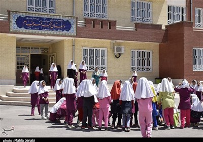  دانش‌آموزان اتباع افغانستانی در ایران امکان تحصیل رایگان و بدون دغدغه را دارند 
