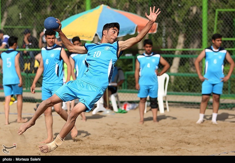 اصفهان| تمام تیم‌های هندبال با آمادگی کامل در المپیاد استعدادهای برتر حضور داشتند