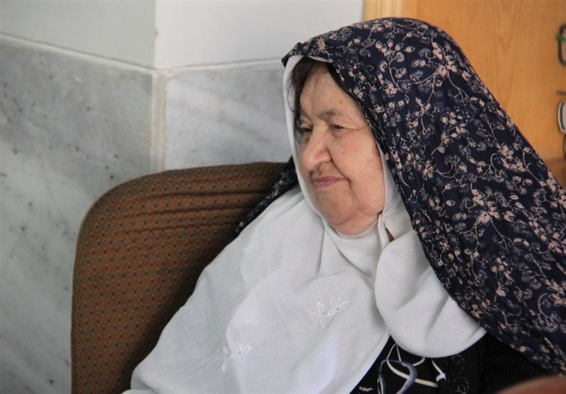 اصفهان| مادر شهیدان &quot;سبکتکین‌&quot; در آرامگاه ابدی خود آرام گرفت