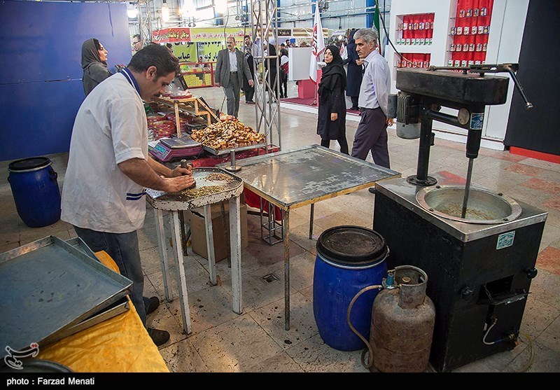 تهران| ارائه بسته‌های تشویقی و معافیت‌های مالیاتی گامی مهم در حمایت از کارگر ایرانی است
