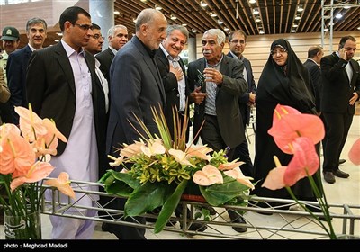 بازدید محسن هاشمی رئیس شورای شهر تهران از شانزدهمین نمایشگاه بین‌المللی گل و گیاه