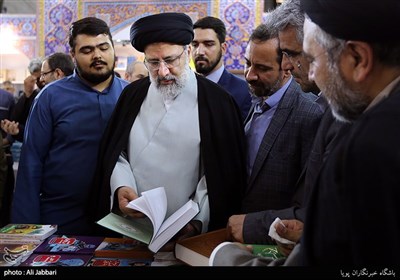 حضور حجت الاسلام سید ابراهیم رییسی در سی و یکمین نمایشگاه بین المللی کتاب تهران