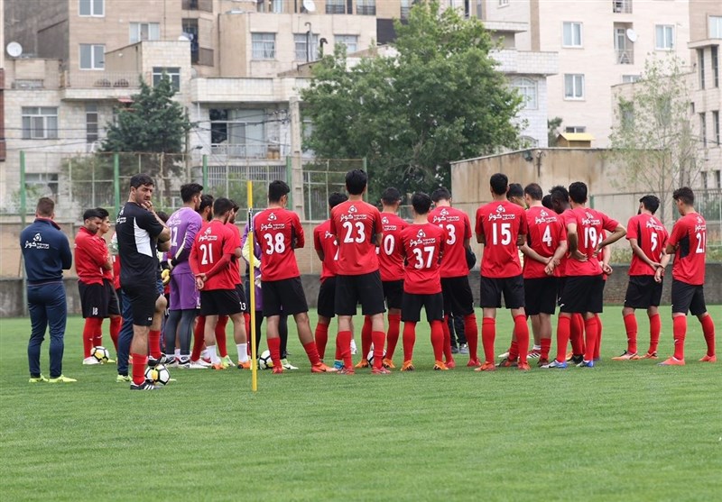 برانکو 19 بازیکن را به اردوی پرسپولیس فراخواند