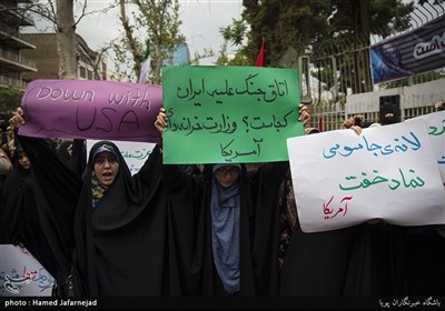 ایٹمی معاہدے سے امریکہ کے نکلنے پر ایرانی عوام کا ردعمل