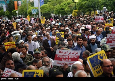  راهپیمایی نمازگزاران در محکومیت امریکا در بجنورد