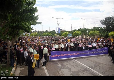  راهپیمایی نمازگزاران در محکومیت امریکا در بجنورد