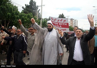  راهپیمایی نمازگزاران در محکومیت امریکا در بجنورد