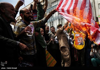 Iranians Stage Anti-US Protest in Tehran