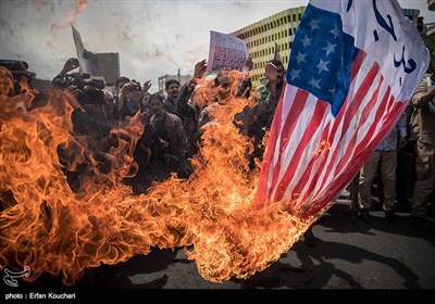 Iranians Stage Anti-US Protest in Tehran