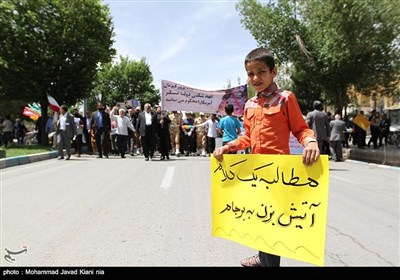 راهپیمایی نمازگزاران در محکومیت امریکا - کرمان