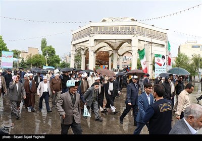 راهپیمایی نمازگزاران در محکومیت امریکا - اردبیل