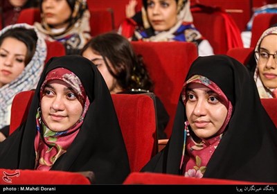 Iranian Twins Convene to Celebrate Twins and Multiples National Day