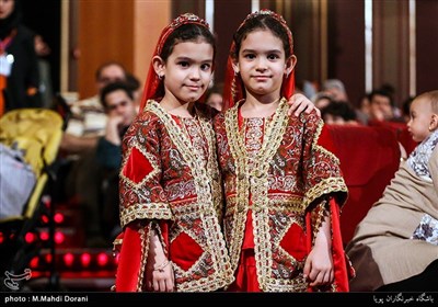 Iranian Twins Convene to Celebrate Twins and Multiples National Day