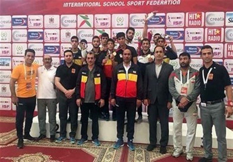 خرم‌آباد| دانش‌آموزان لرستانی قهرمان کشتی جهان تجلیل شدند