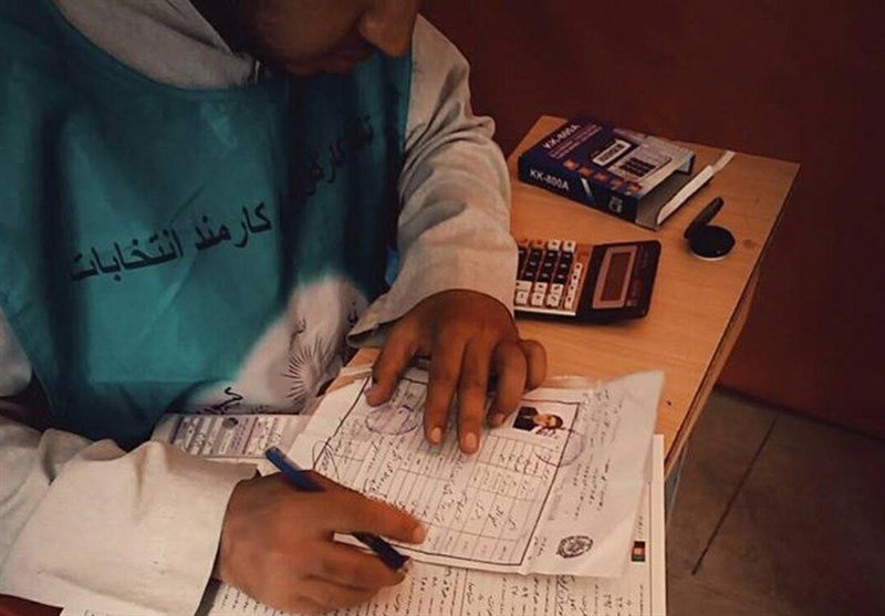 «بنیاد فیفا»: چاپ بیش از نیاز برچسب‌های انتخاباتی در افغانستان زمینه سازی برای تقلب است