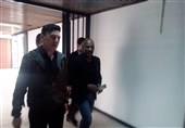 حاشیه دیدار پرسپولیس - نود ارومیه|همدردی سرخپوشان با بشار رسن و حضور بیرانوند و دستیاران کی‌روش در ورزشگاه + عکس