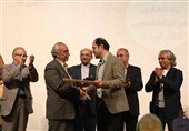 تجلیل از داوود کیانیان با گشایش مرکز تخصصی تئاتر کودک کانون در مشهد