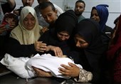 تحولات فلسطین| افزایش شمار شهدای راهپیمایی بازگشت به 63 تن؛ زخمی شدن ده‌ها تن در کرانه باختری