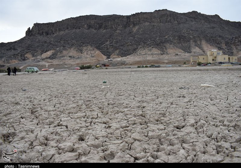 حق‌آبه سیستان از رودخانه هیرمند بر اساس قراداد  توسط افغانستان  تامین نشده است