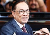 نخست‌وزیر آینده مالزی از زندان آزاد شد