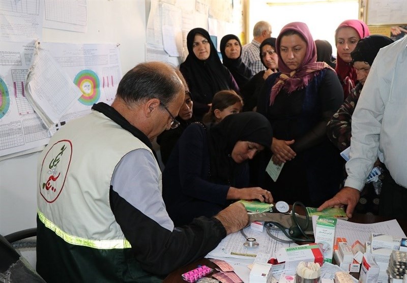 تیم پزشکی شهید رهنمون به یکی از مناطق محروم خرم‌آباد اعزام شد