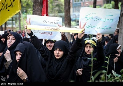 فلسطینیوں کی حمایت میں ایرانی عوام سڑکوں پر