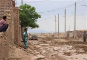 سیلاب به برخی باغات روستای تاش استان سمنان خسارت وارد کرد