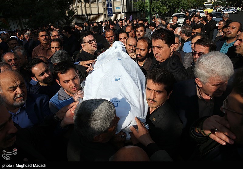 مازندران|پیکر مرحوم علیزاده در امامزاده عبدالحق زیرآب خاکسپاری می‌شود