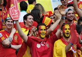 استقبال کم هواداران حریف ایران از جام جهانی 2018/ محبوبیت بازی‌های اسپانیا در روسیه