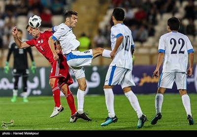 دیدار تیم‌های ملی فوتبال ایران و ازبکستان