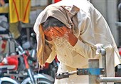 کراچی میں شدید گرمی؛ درجہ حرارت 43 ڈگری سے تجاوز کرنےکا امکان