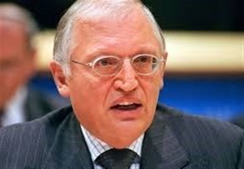 واکنش معاون سابق کمیسیون اروپا به اعمال مجدد تحریم‌های آمریکا علیه ایران
