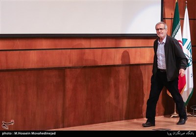 پزشکیان: نمایندگان مجلس نمی توانند در مقابل فقر و گرسنگی مردم بی تفاوت باشند پزشکیان: نمایندگان مجلس نمی توانند در مقابل فقر و گرسنگی مردم بی تفاوت باشند