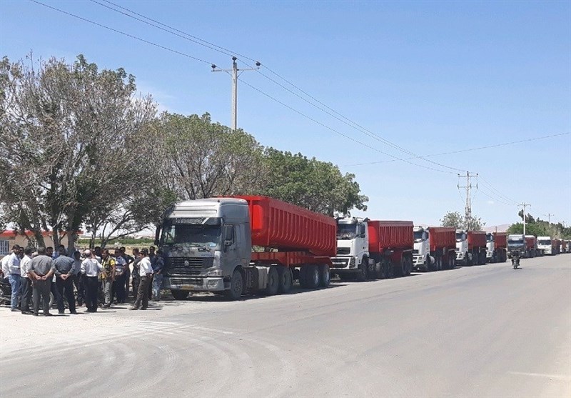 قزوین| رانندگان به مراکز عمده بار هزینه کمیسیون اضافی پرداخت نکنند