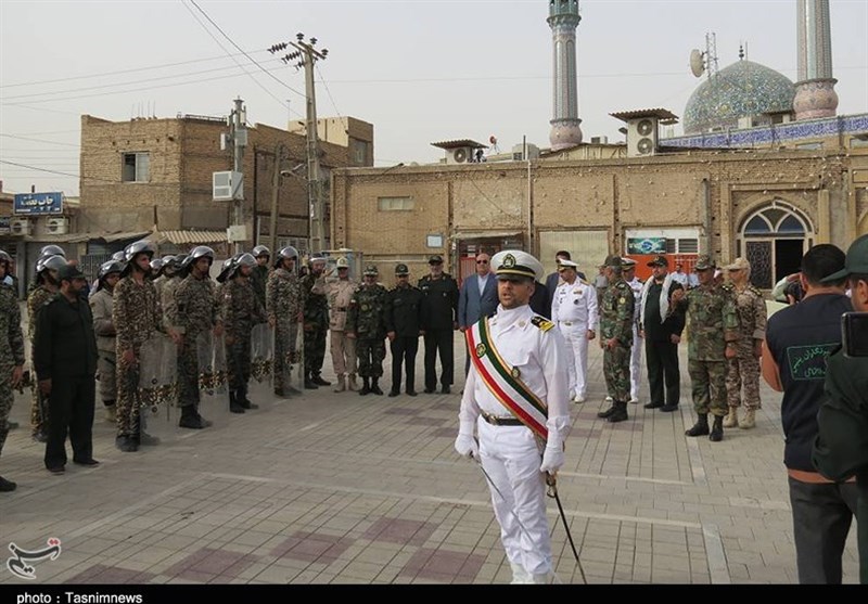 خوزستان| صبحگاه نیروهای دریایی مقابل مسجد جامع خاطره‌انگیز خرمشهر+تصاویر