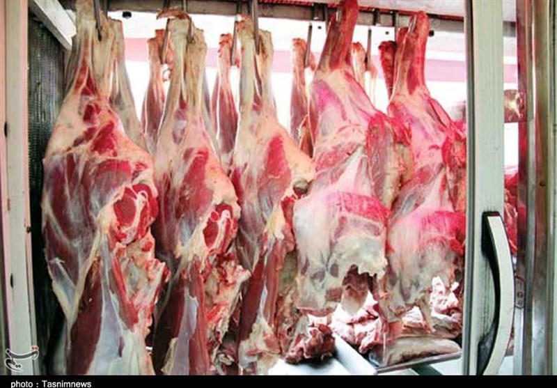 گوشت گرم وارداتی برای کنترل قیمت بازار در زنجان عرضه می‌شود