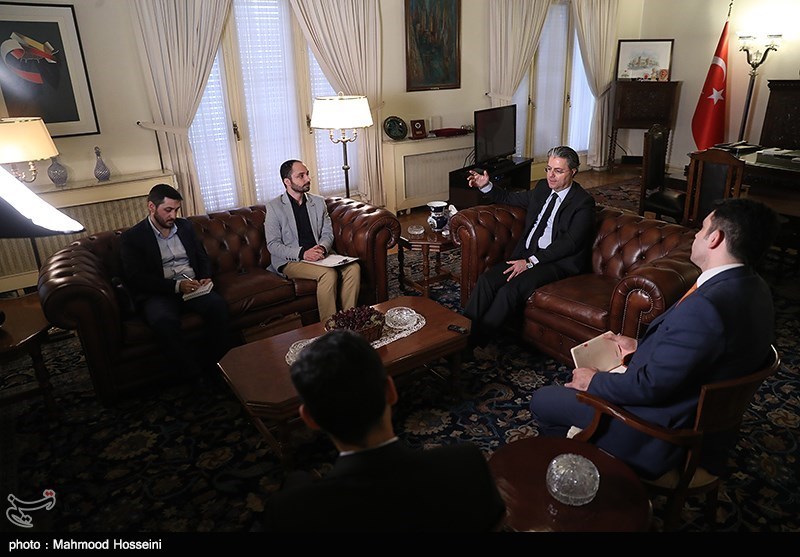 مصاحبه اختصاصی خبرگزاری تسنیم با رضا حاکان تکین سفیر ترکیه در ایران