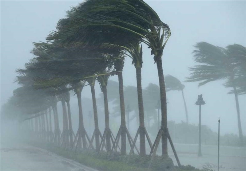 Rescuers Comb Rubble of Florida Beach for Hurricane Survivors