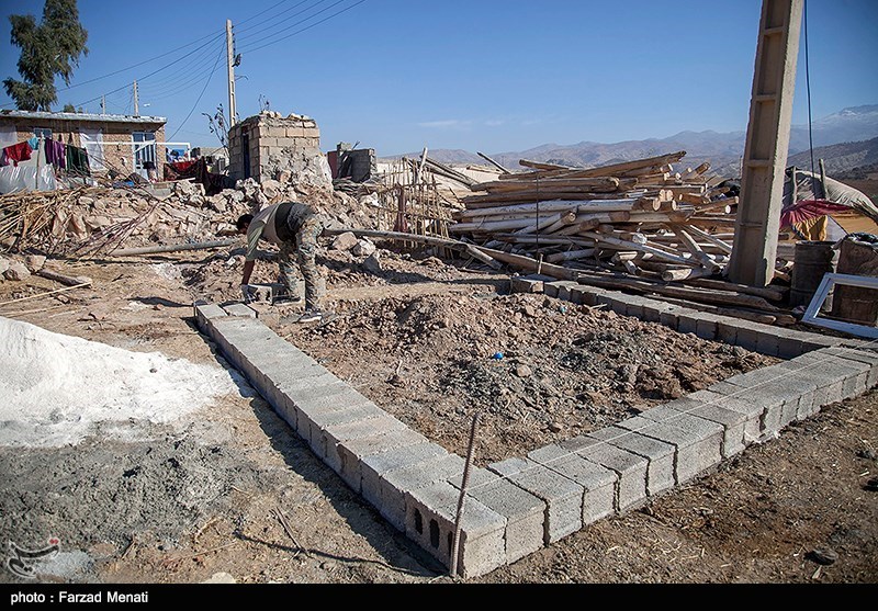 رئیس‌جمهور از روستای زلزله‌زده دره‌ژاله در استان کرمانشاه بازدید کرد