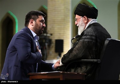 Leader Meets Iranian University Students