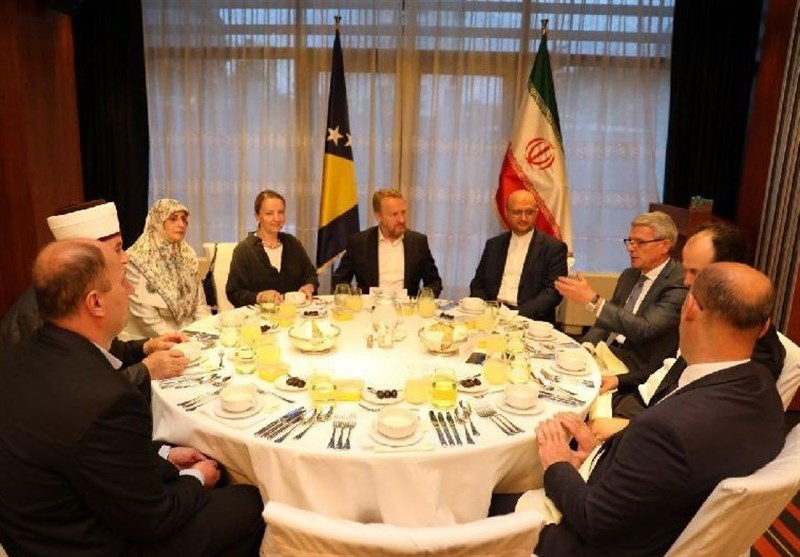 مراسم افطاری سفیر ایران در سارایوو/ عزت بگوویچ: مردم بوسنی قدردان ایران هستند