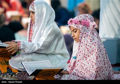 ایران کے شہر سنندج کی مساجد میں قرآن خوانی