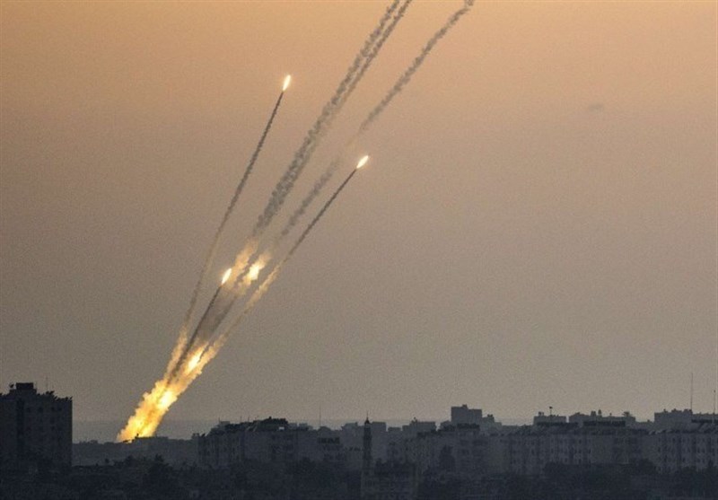 زخمی شدن 4 نظامی صهیونیست در حمله تلافی‌جویانه مقاومت/ اسرائیل بار دیگر غزه را هدف قرار داد