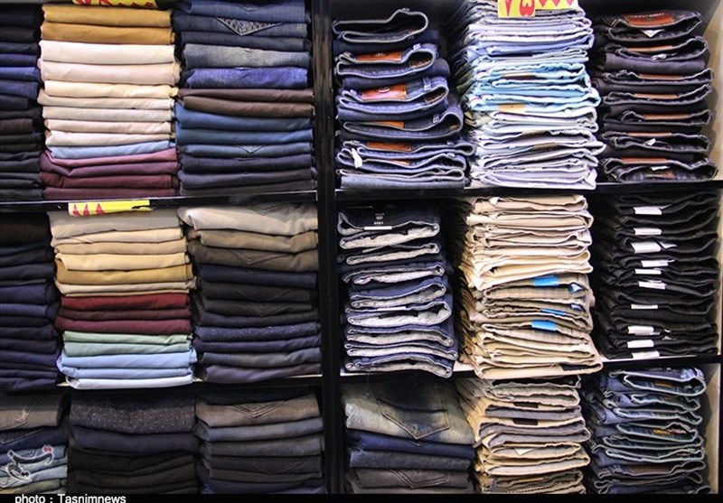 وزارت صنعت: پوشاک و منسوجات بدون شناسه قاچاق است