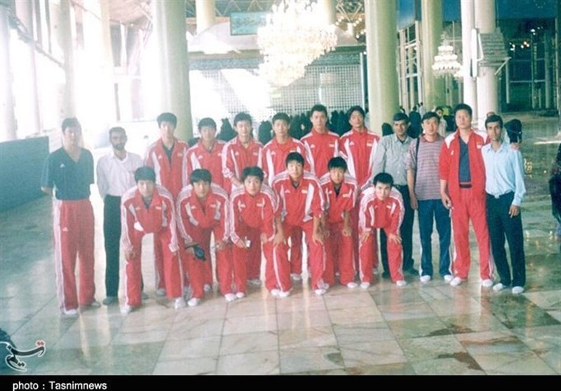 کرج| روایتی جالب از سفر ورزشکاران نوجوان چینی به مرقد امام‌خمینی(ره)+ تصاویر